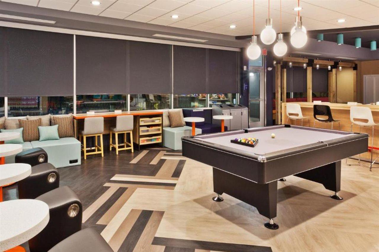 Tru By Hilton Auburn, In Hotel Екстериор снимка
