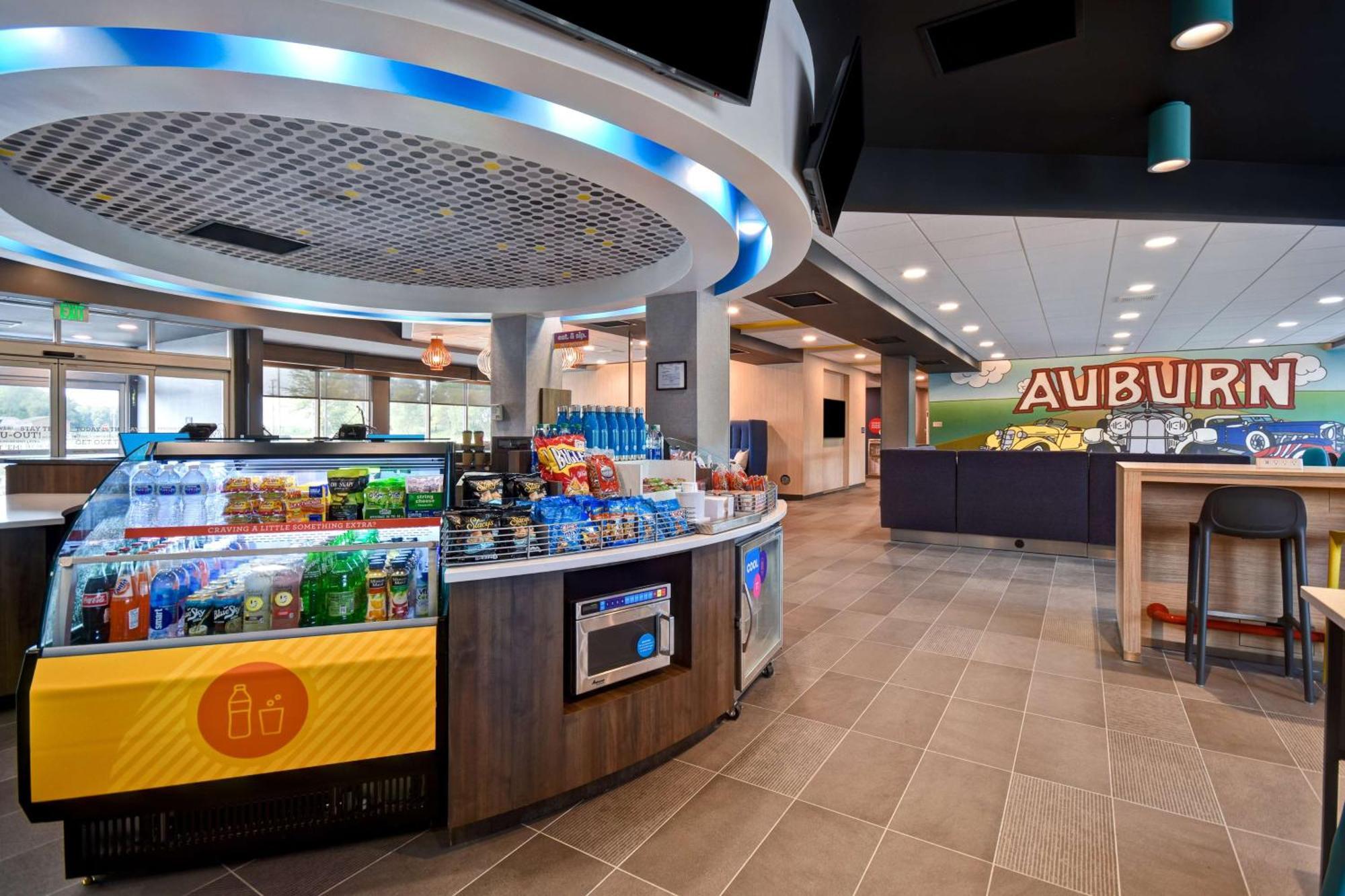 Tru By Hilton Auburn, In Hotel Екстериор снимка