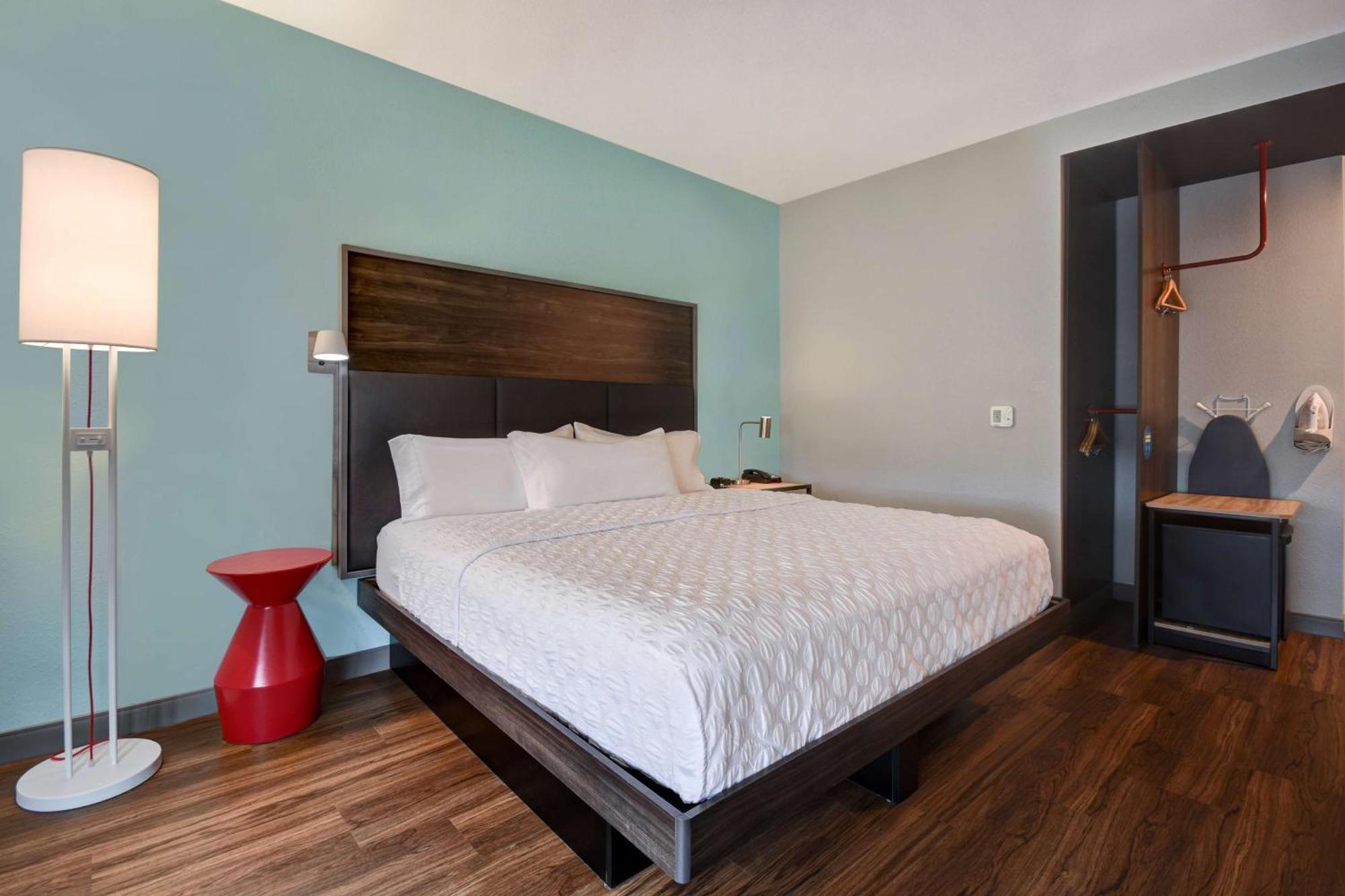 Tru By Hilton Auburn, In Hotel Екстериор снимка