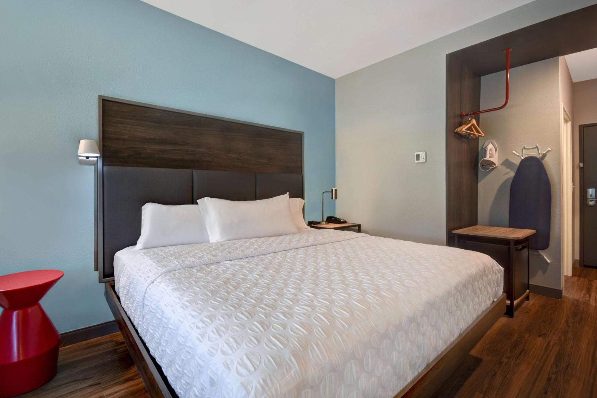 Tru By Hilton Auburn, In Hotel Екстериор снимка